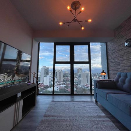 Cosmopolitan Apt 1407, 5 Star Facilities, 15M Sjo Airport, Parking, Pool, Gym Σαν Χοσέ Εξωτερικό φωτογραφία