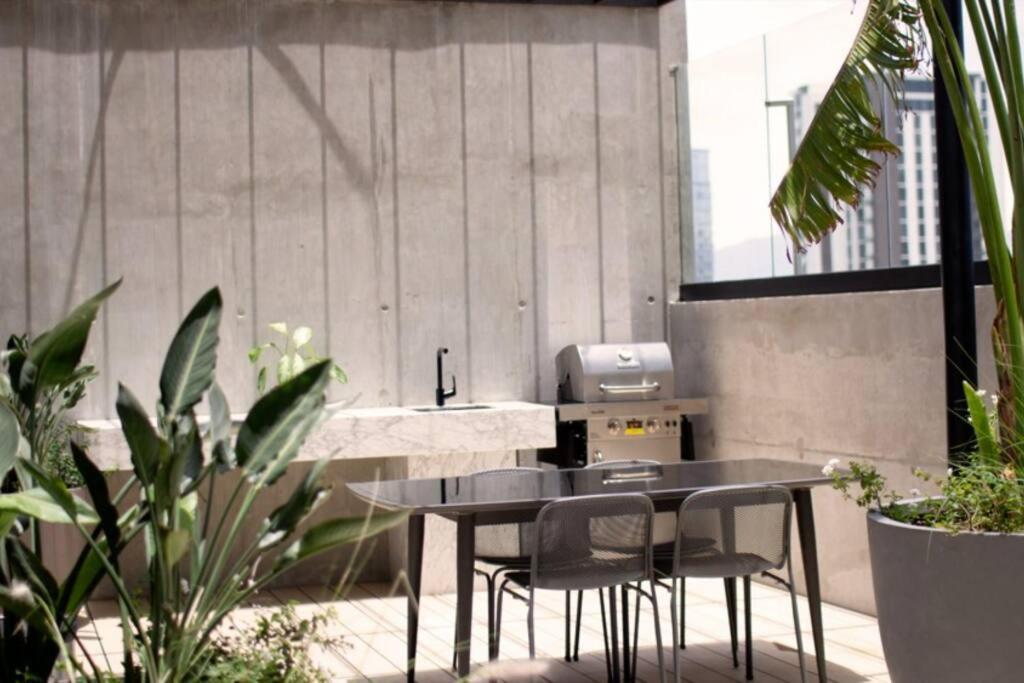 Cosmopolitan Apt 1407, 5 Star Facilities, 15M Sjo Airport, Parking, Pool, Gym Σαν Χοσέ Εξωτερικό φωτογραφία
